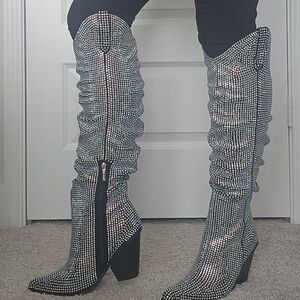 Women's Silver Rhinestone Cowboy Boots